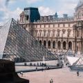 Louvre scr